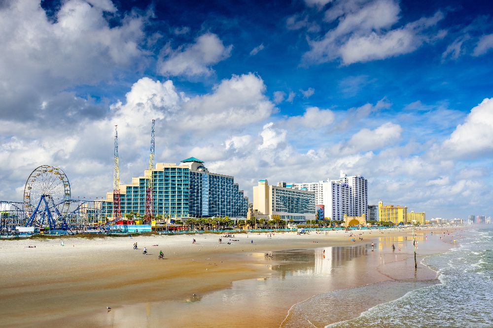 WMFE homepage vista of Daytona Beach
